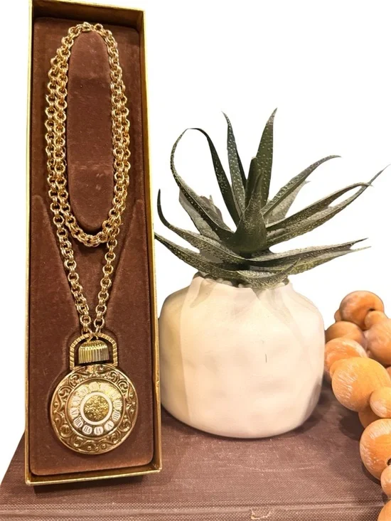 Vintage Avon Perfume Flask Pendant Necklace - Picture 3 of 6